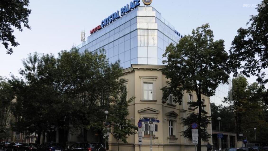 Хотел "Кристъл Палас"
