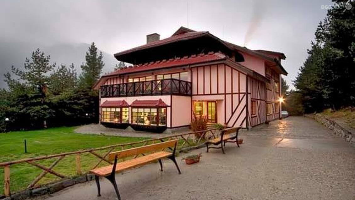 Хотел "Теменуга"