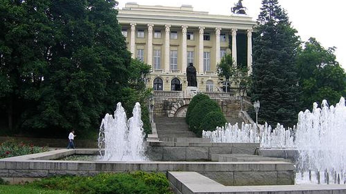 Дом на културата "Емануил Манолов"