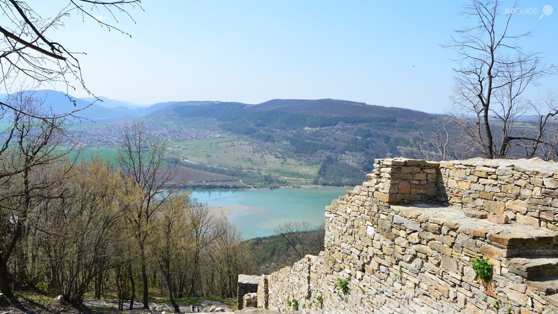 Средновековен град-крепост "Хоталич"