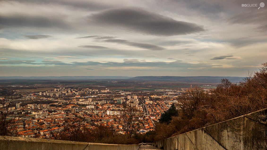 Паметник "Създатели на българската държава"
