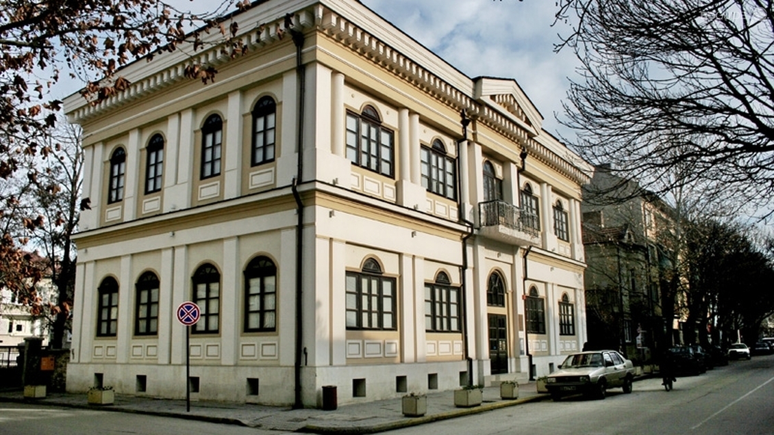 Градска художествена галерия „Асен и Илия Пейкови”