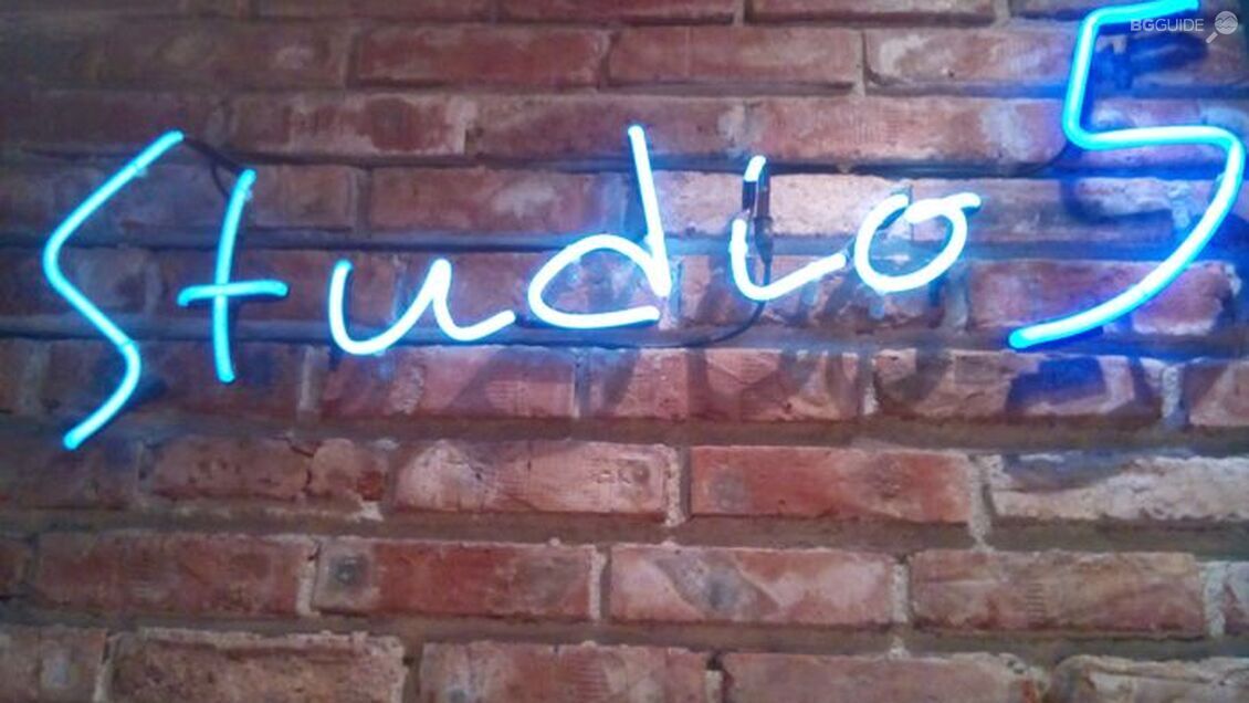 Studio 5