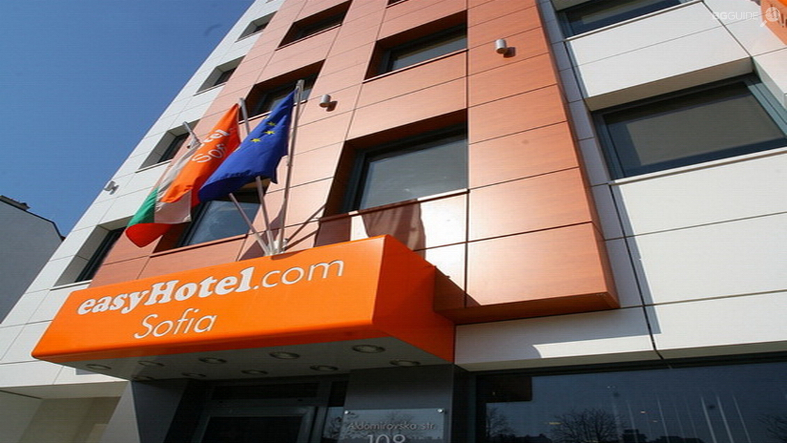 easyHotel Sofia / LOW COST