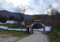 carkva-teodor-tiron-2_230x161_crop_c644921095